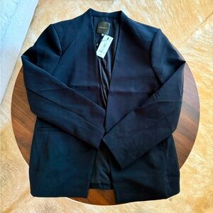 Never Worn Black open front with closer fitter blazer size XL